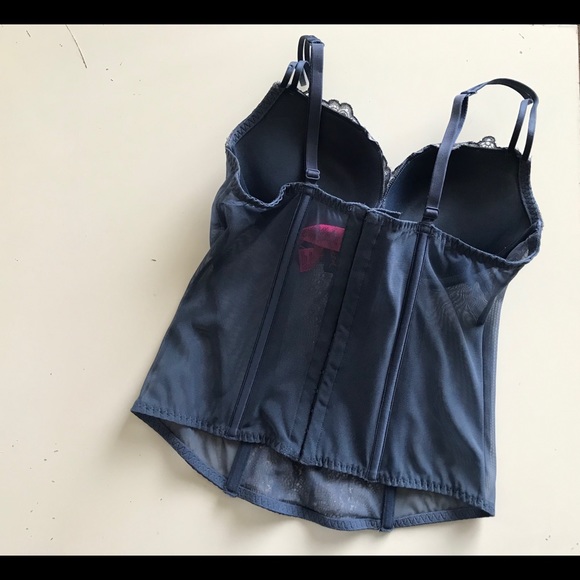 Corset Top - Picture 3 of 7